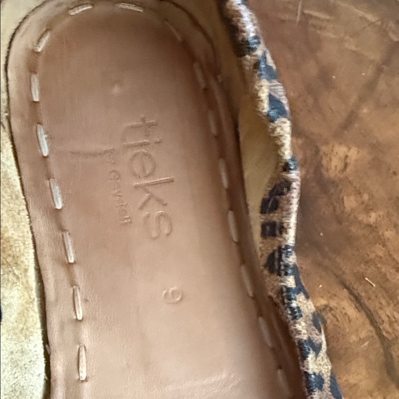 Leopard Print TIEKS Ballet Flats - Picture 6 of 6